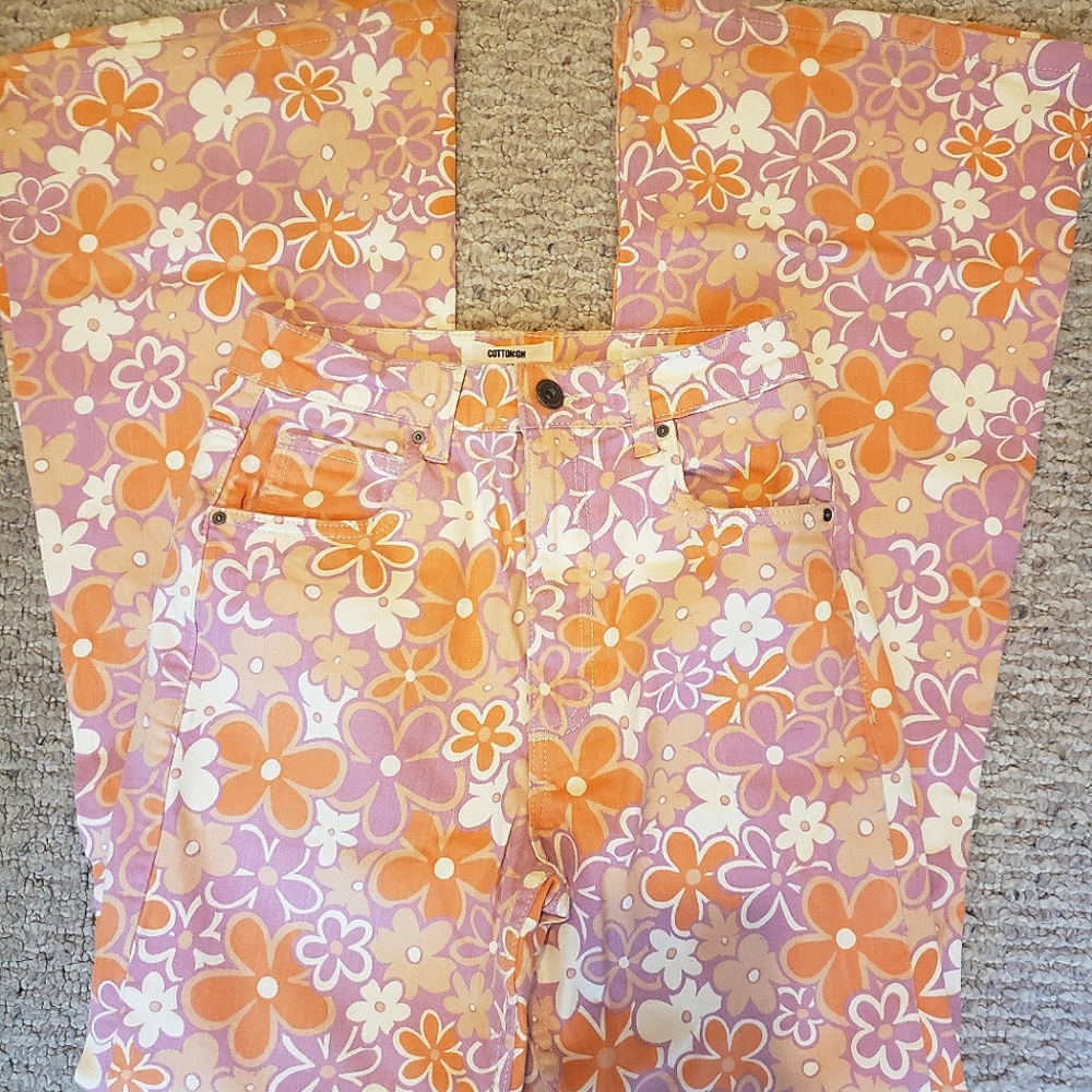 Cotton On 70s style flare jeans size 4